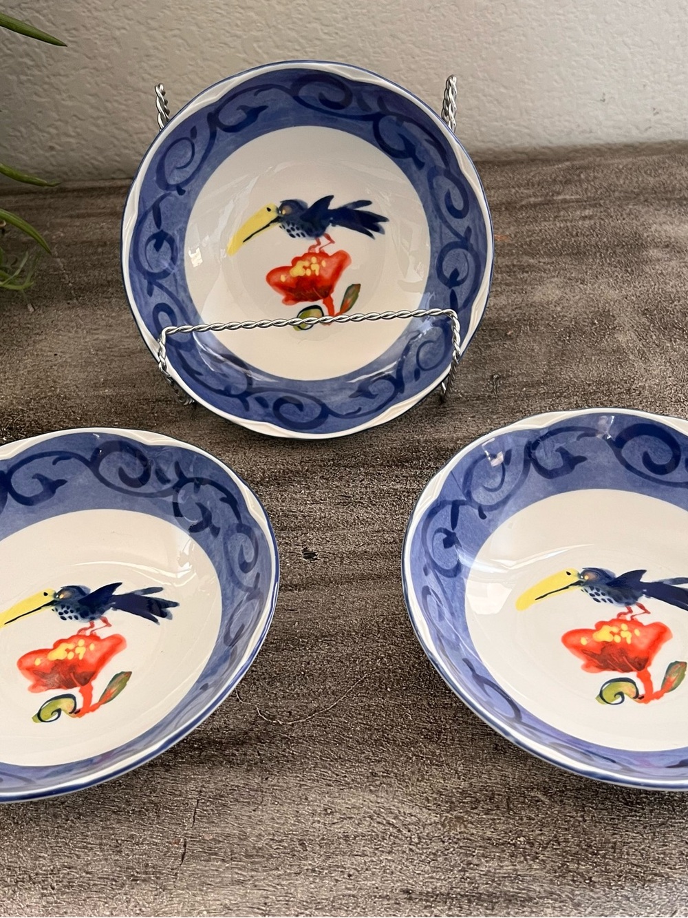 Rare Fiore Paradis Bowls by Norwegian Artist Victoria Berge Hand Paint Set of 3